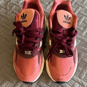 Adidas Men's Pink and Burgundy Athletic Shoes